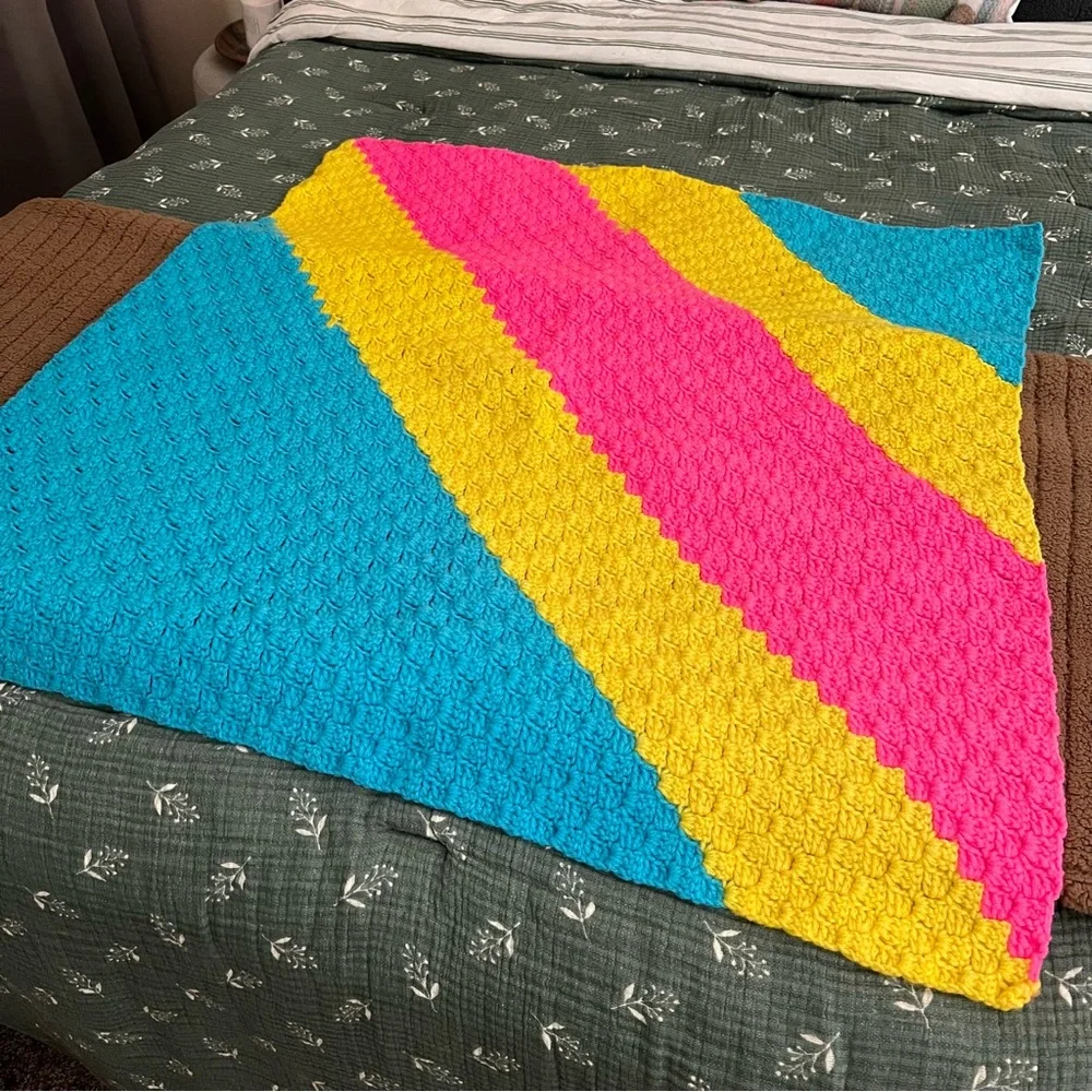 Vintage Handmade Crochet Baby Blanket Bright Colors Hand Knit 35